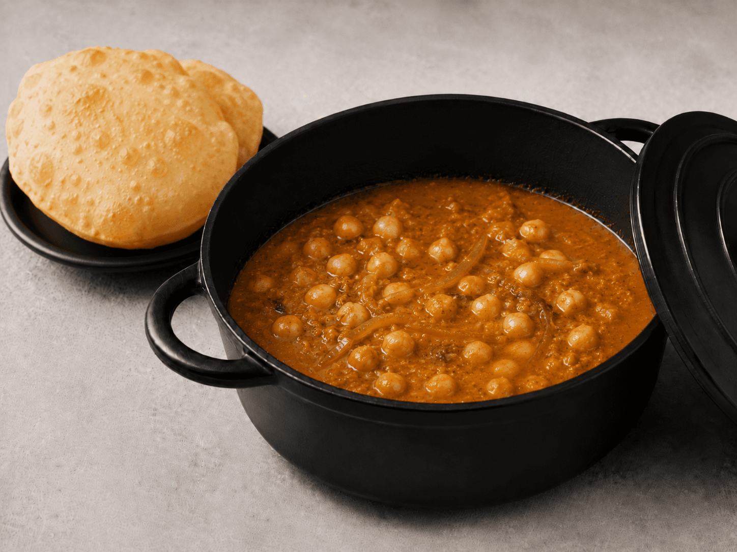 Matte black round casserole
